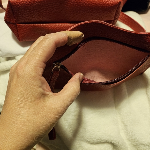 A NWOT purse - Picture 9 of 12